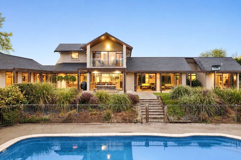 Photo of property in 384 Horsham Downs Road, Horsham Downs, Hamilton, 3281