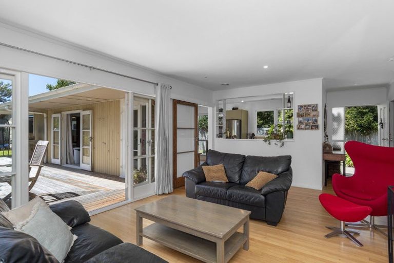 Photo of property in 7 Pennington Place, Welcome Bay, Tauranga, 3112