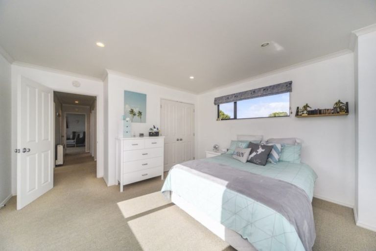 Photo of property in 6 Astrid Court, Awapuni, Palmerston North, 4412