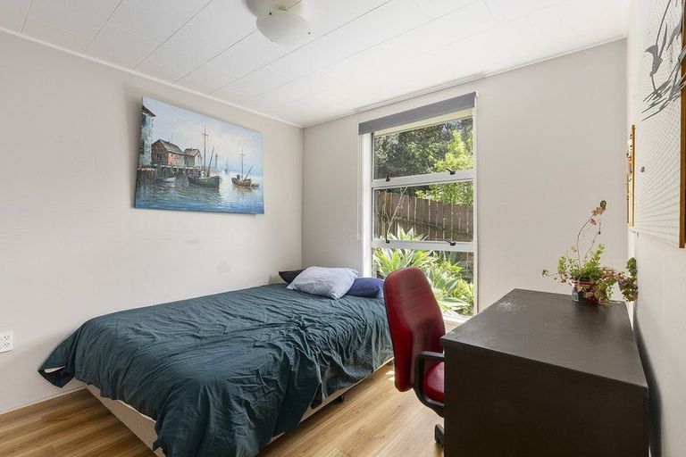 Photo of property in 44 View Road, Titahi Bay, Porirua, 5022