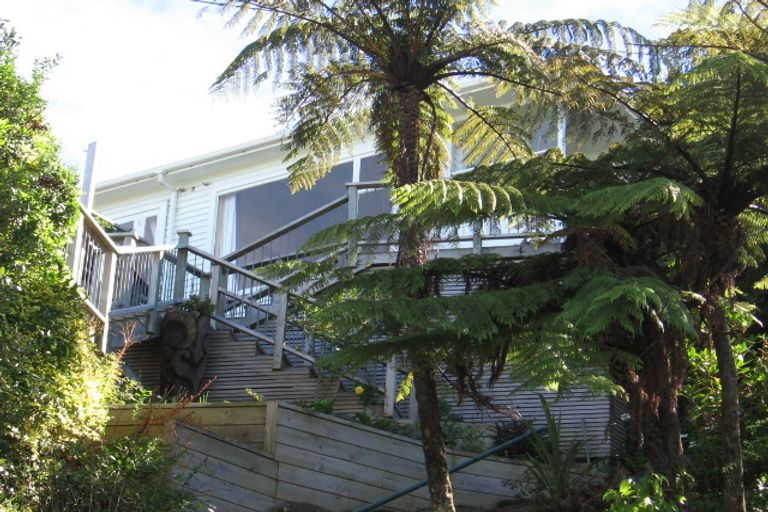 Photo of property in 24 Bengal Street, Khandallah, Wellington, 6035