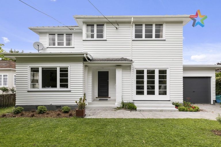 Photo of property in 28 Marina Grove, Hutt Central, Lower Hutt, 5010