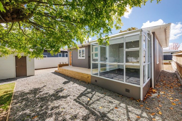 Photo of property in 6 Stirling Crescent, Hokowhitu, Palmerston North, 4410