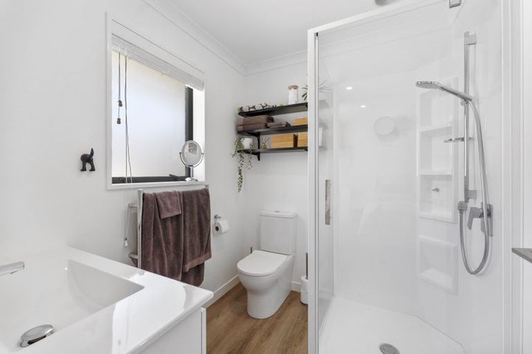 Photo of property in 158a Waikawa Road, Picton, 7220