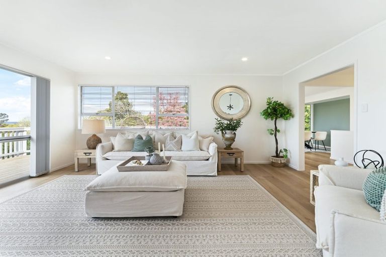 Photo of property in 5 Gallony Avenue, Massey, Auckland, 0614