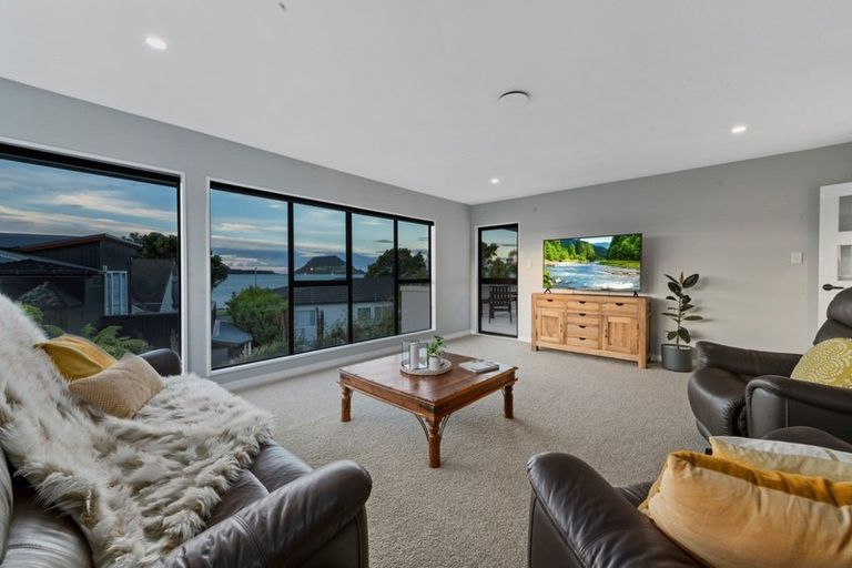 Photo of property in 9 Seaway Terrace, Otumoetai, Tauranga, 3110