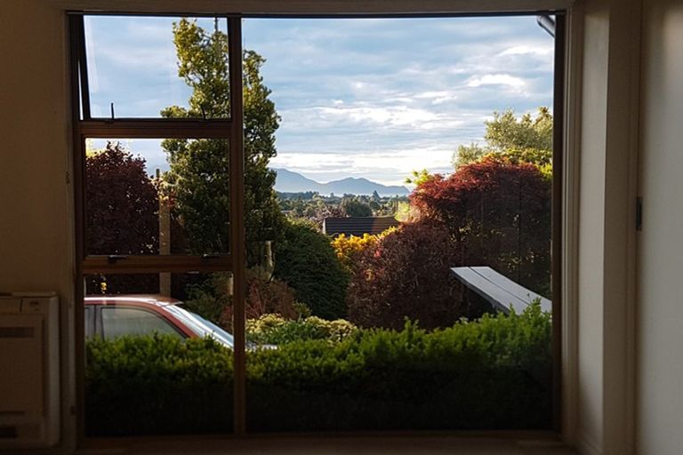 Photo of property in 47 Seddon Street, Waikanae, 5036