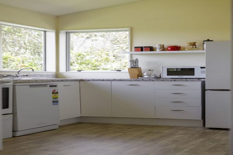 Photo of property in 69 Montgomery Avenue, Karori, Wellington, 6012