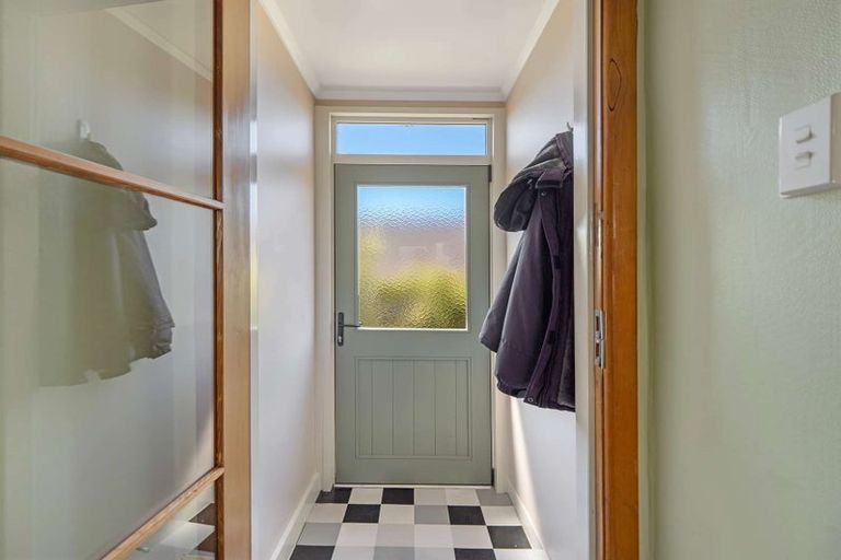 Photo of property in 6 Queens Crescent, Oamaru, 9400