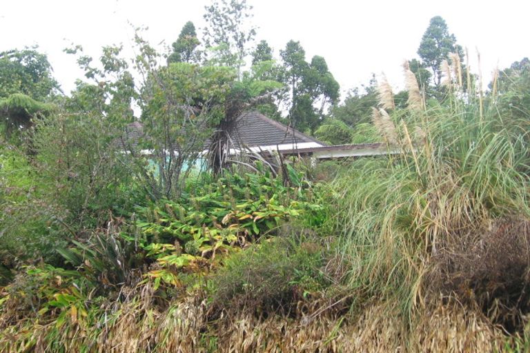 Photo of property in 212 Godley Road, Titirangi, Auckland, 0604