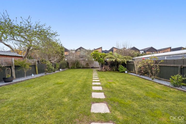 Photo of property in 45 Connolly Street, Boulcott, Lower Hutt, 5010