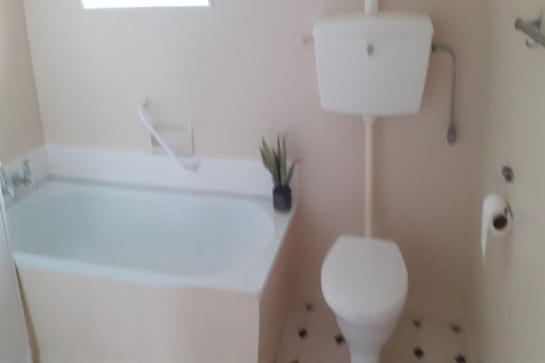 Photo of property in 2/49 Worthy Street, Ilam, Christchurch, 8041