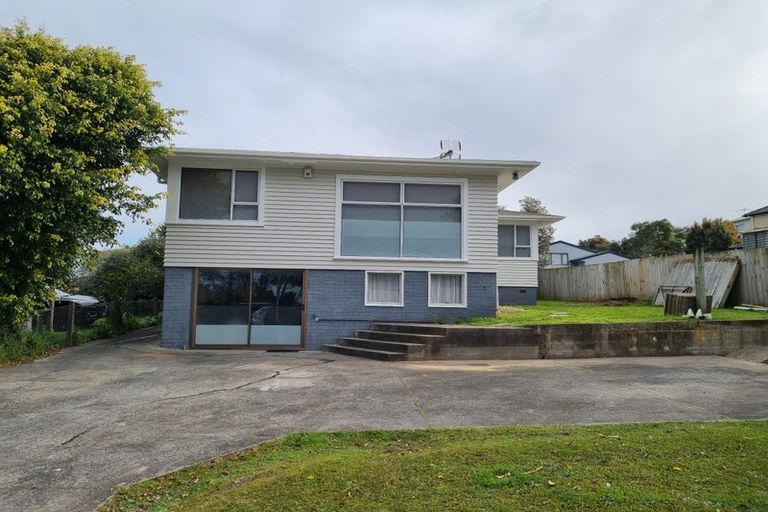 Photo of property in 7 Crystal Avenue, Glendene, Auckland, 0602