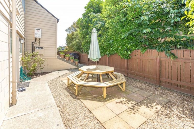 Photo of property in 10 Treadwell Street, Springvale, Whanganui, 4501