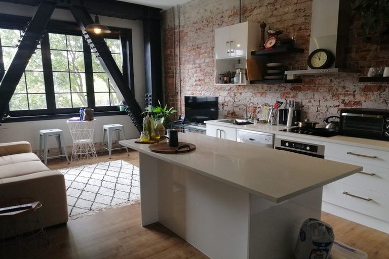 Photo of property in 1/143 Great South Road, Papakura, 2110