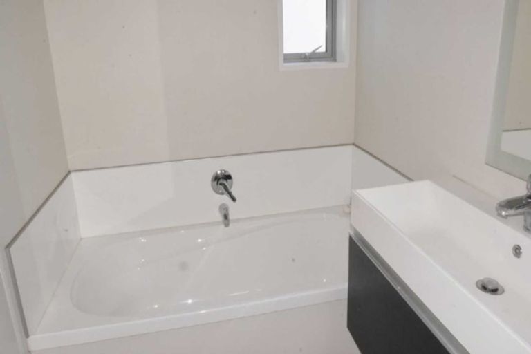 Photo of property in 11b Lyndon Street, Riccarton, Christchurch, 8011