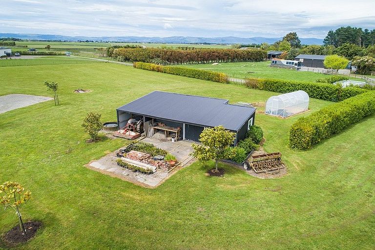 Photo of property in 167 Oroua Road, Kairanga, Palmerston North, 4475