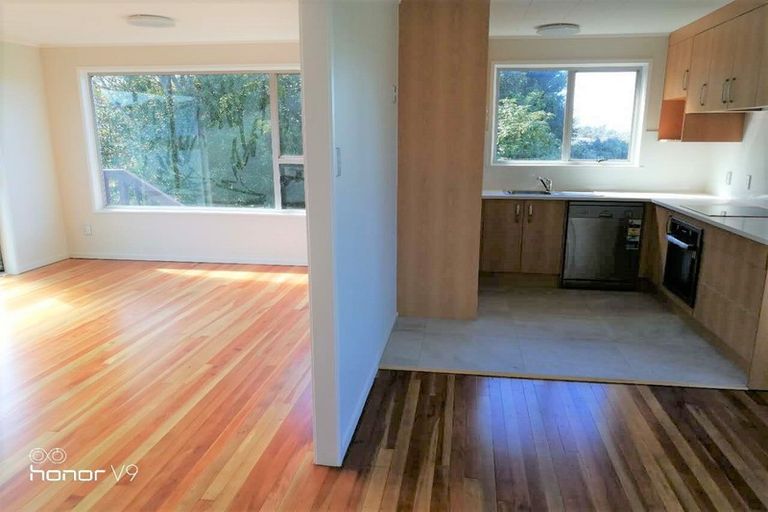 Photo of property in 11 Karo Place, Glendene, Auckland, 0602