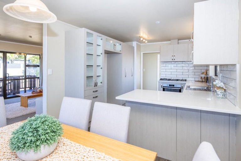 Photo of property in 2 Horoeka Court, Pukete, Hamilton, 3200