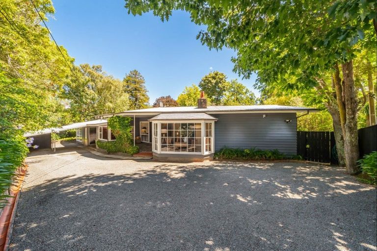 Photo of property in 9 Chatsworth Road, Silverstream, Upper Hutt, 5019