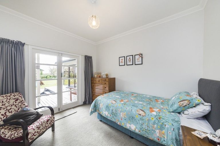 Photo of property in 2139 State Highway 3, Sanson, Palmerston North, 4479