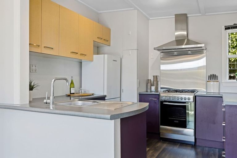 Photo of property in 12 Cheviot Street, Spreydon, Christchurch, 8024