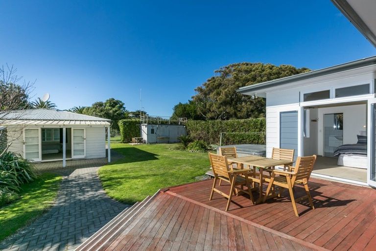 Photo of property in 31 Airini Road, Waimarama, Havelock North, 4294