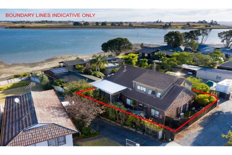 Photo of property in 13a Lawson Way, Weymouth, Auckland, 2103