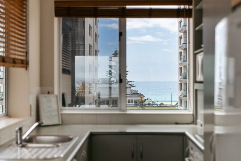 Photo of property in 28/12 Maunganui Road, Mount Maunganui, 3116