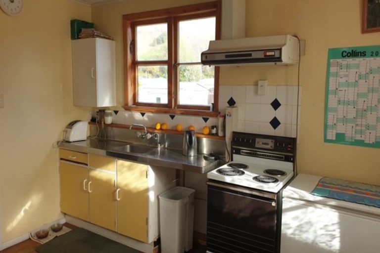 Photo of property in 10 Wilson Road, Hunterville, 4730