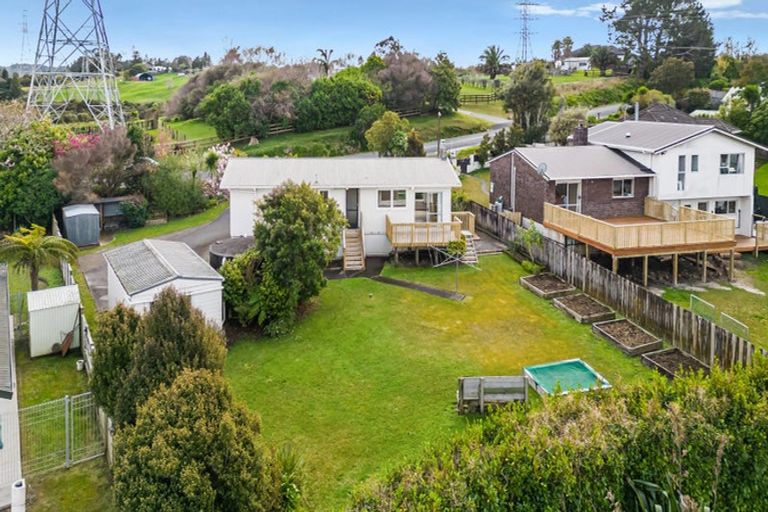 Photo of property in 24 Weza Lane, Kumeu, 0810