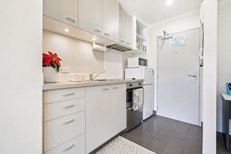 Photo of property in Proximity Apartments, 301/17 Osterley Way, Manukau, Auckland, 2104