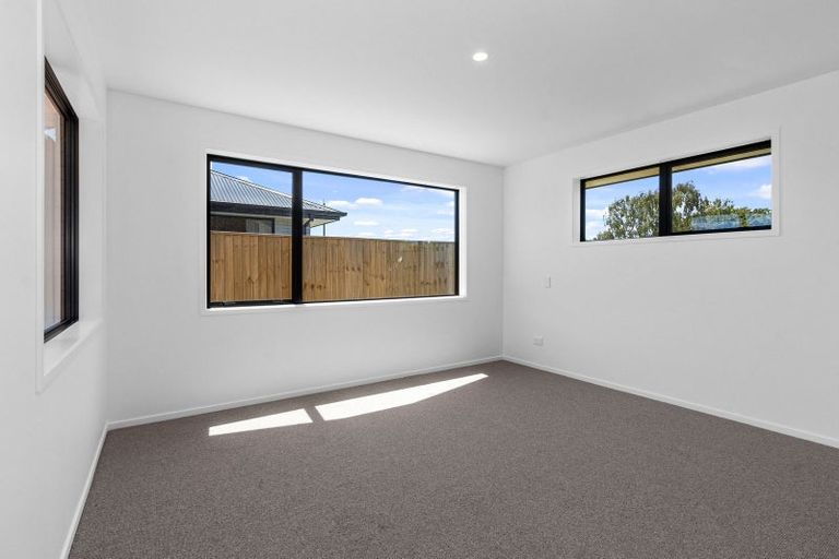 Photo of property in 28 Candlesticks Crescent, Lincoln, 7608