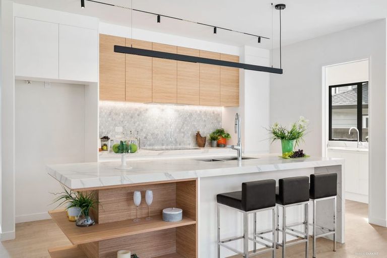 Photo of property in 120 Kewa Road, Albany Heights, Auckland, 0632