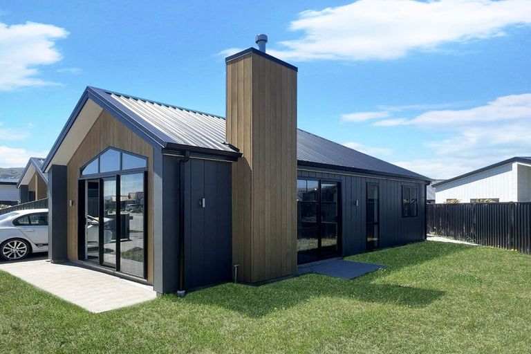 Photo of property in 49 Olds Crescent, Cromwell, 9310