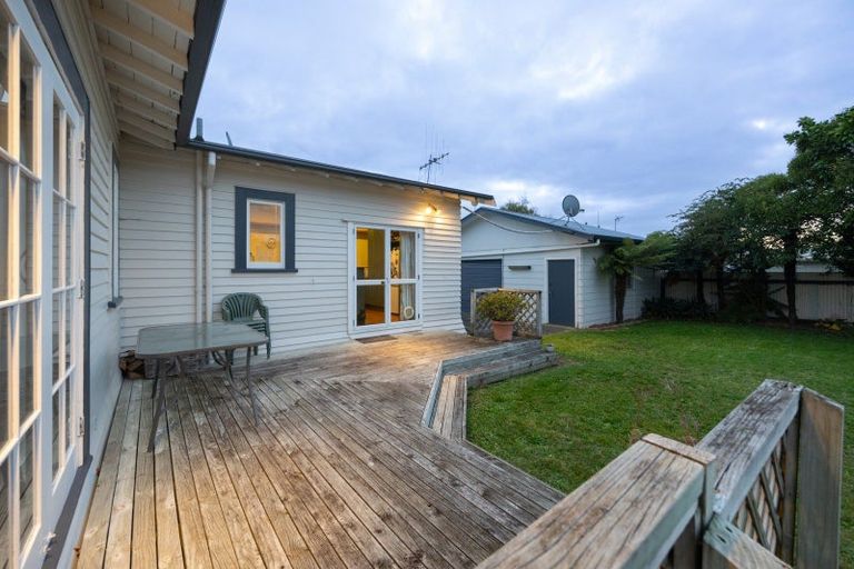 Photo of property in 43 College Street, Awapuni, Palmerston North, 4412