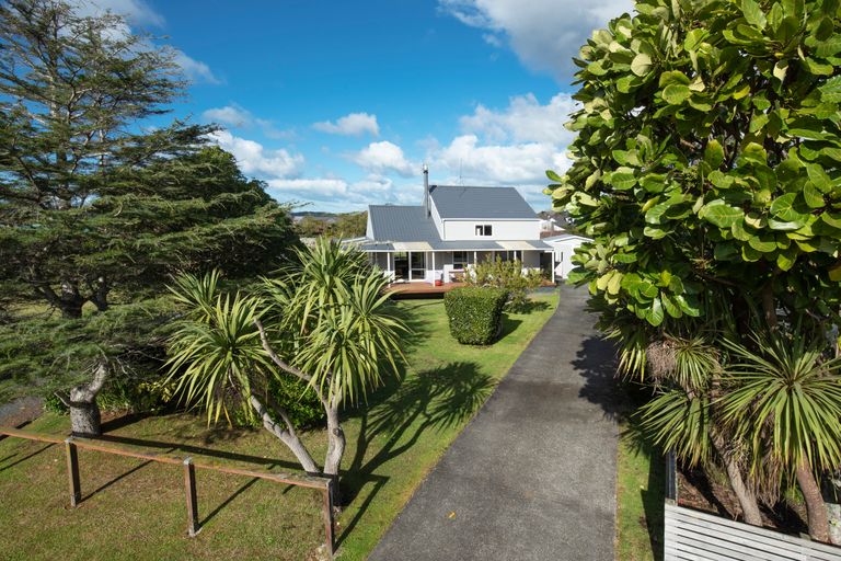 Photo of property in 12 Waimanu Place, Point Wells, Warkworth, 0986
