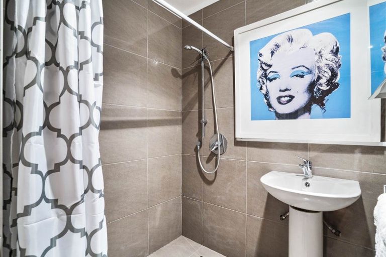 Photo of property in 1/59 Tawa Road, One Tree Hill, Auckland, 1061