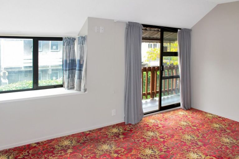 Photo of property in 1/138 Waimairi Road, Ilam, Christchurch, 8041