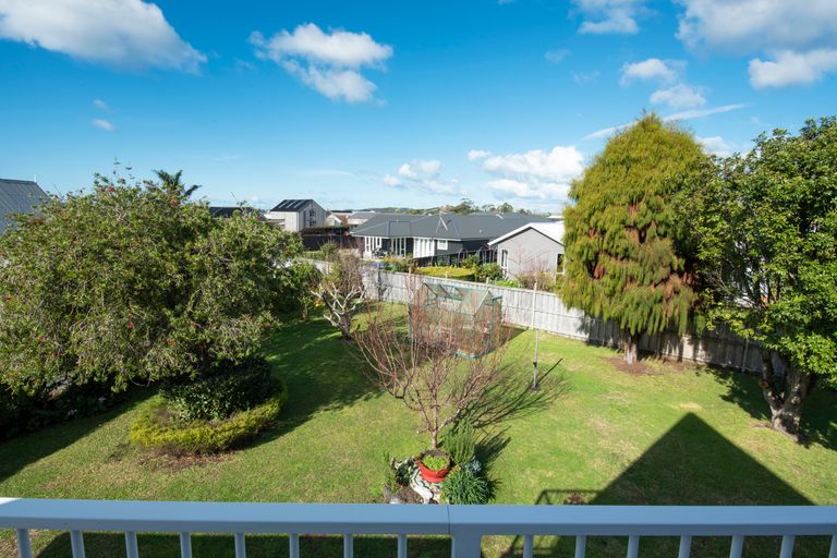 Photo of property in 12 Waimanu Place, Point Wells, Warkworth, 0986