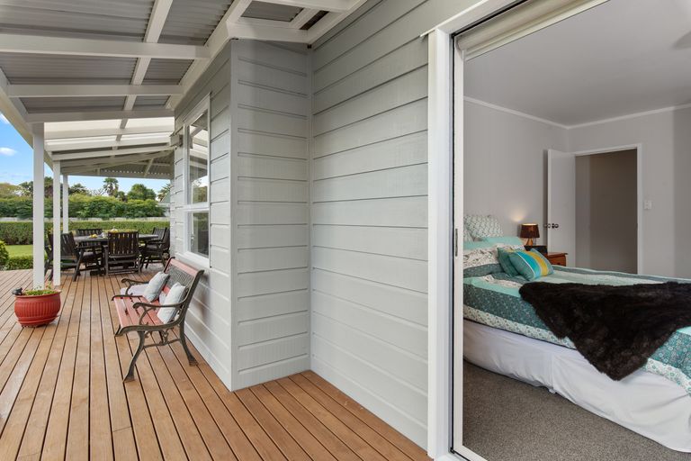 Photo of property in 12 Waimanu Place, Point Wells, Warkworth, 0986