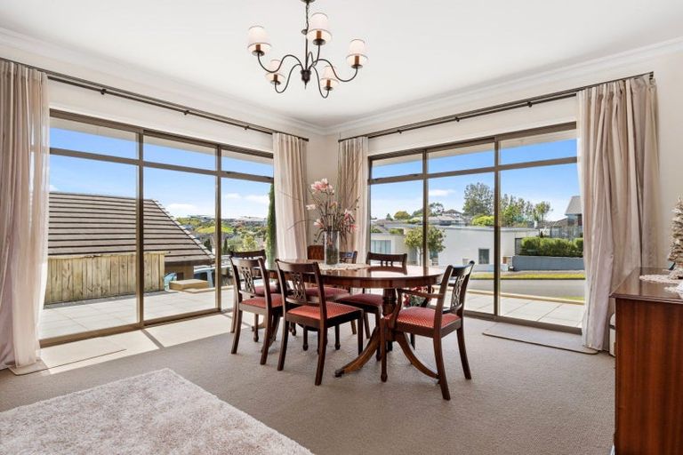 Photo of property in 28 Rexford Heights, Pyes Pa, Tauranga, 3112