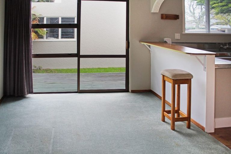 Photo of property in 303 College Street, West End, Palmerston North, 4410