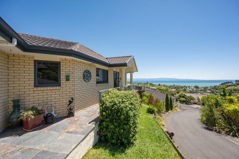 Photo of property in 18 Springlea Heights, Atawhai, Nelson, 7010