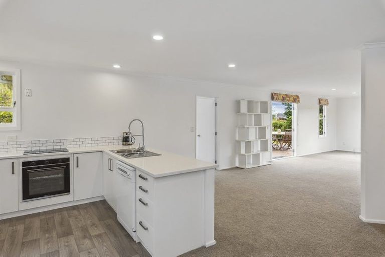 Photo of property in 6 Kokako Road, Otaihanga, Paraparaumu, 5036