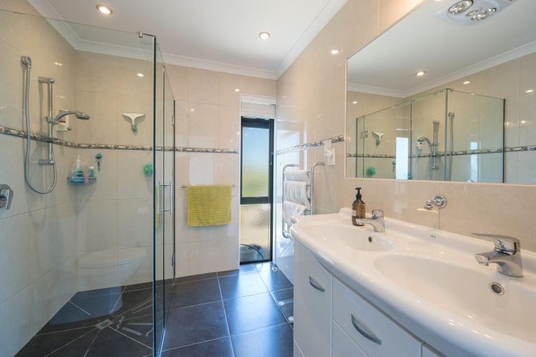 Photo of property in 18 Springlea Heights, Atawhai, Nelson, 7010