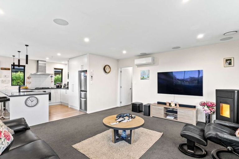 Photo of property in 6 Clegg Street, Woodend, 7610