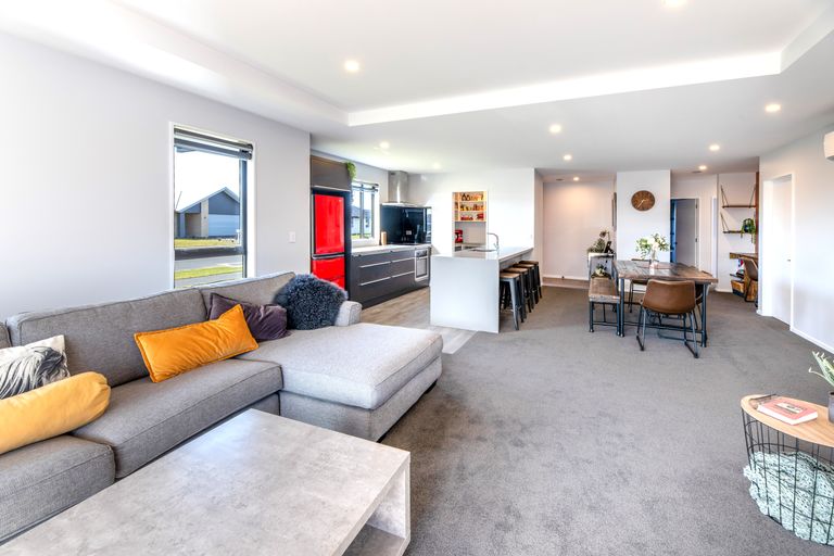 Photo of property in 12 Wandle Street, Marshland, Christchurch, 8083