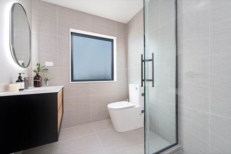 Photo of property in 64b Triangle Road, Massey, Auckland, 0614