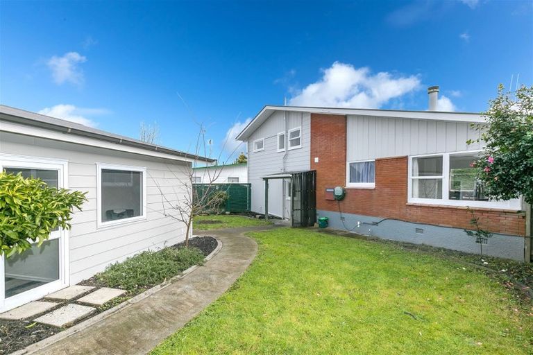 Photo of property in 45 Cecil Street, St Andrews, Hamilton, 3200